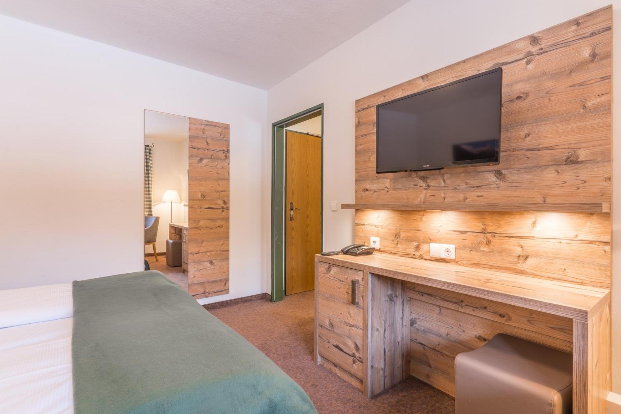 Bsw Hotel Hubertus-Park Шенау-ам-Кенігсзе Екстер'єр фото