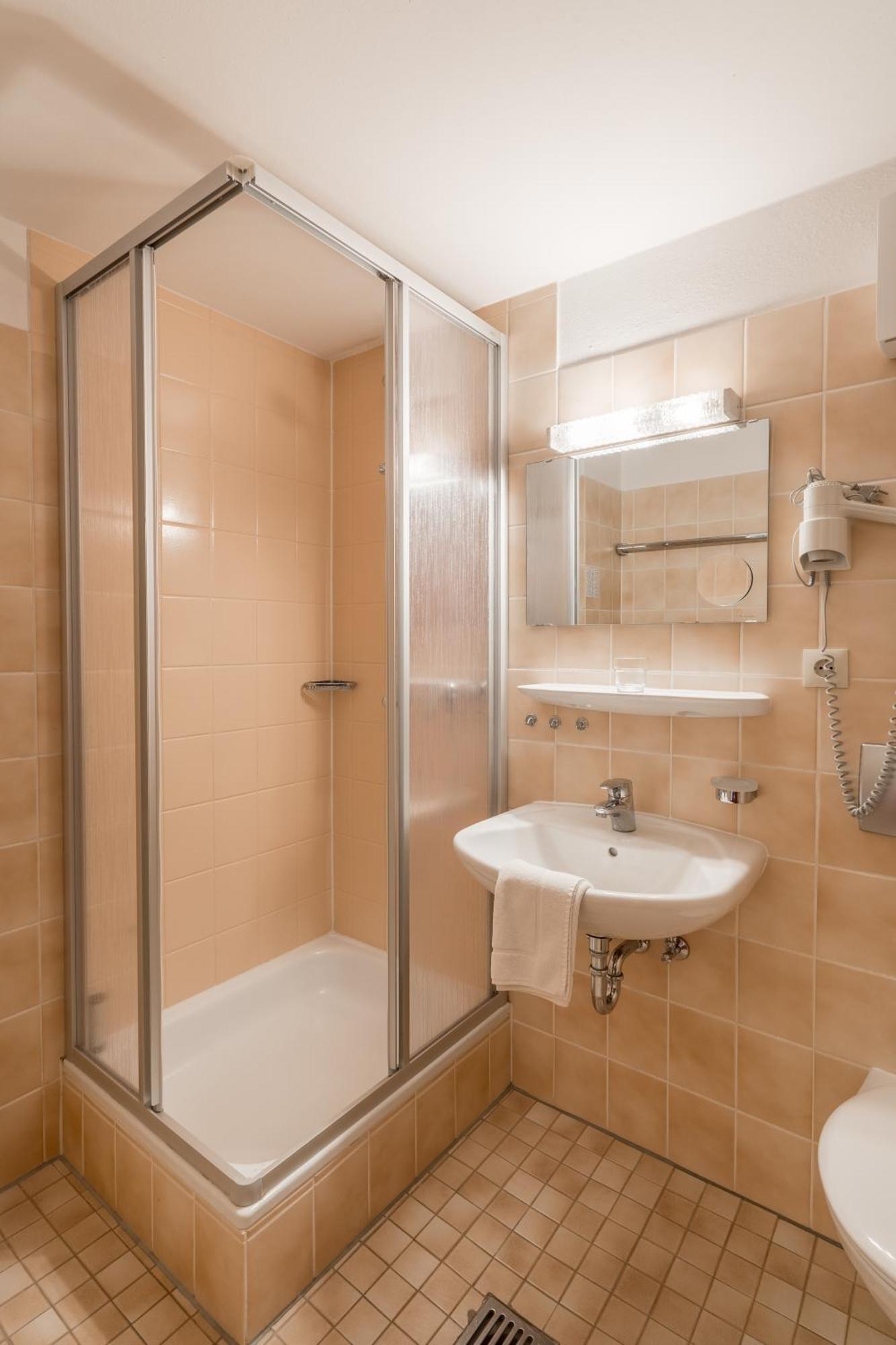 Bsw Hotel Hubertus-Park Шенау-ам-Кенігсзе Екстер'єр фото