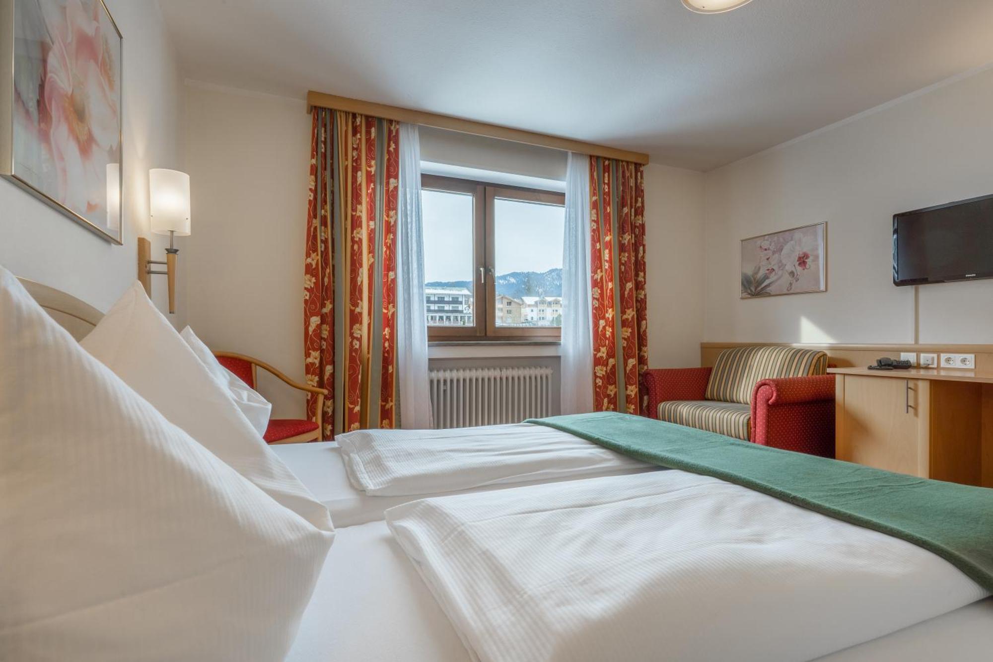 Bsw Hotel Hubertus-Park Шенау-ам-Кенігсзе Екстер'єр фото